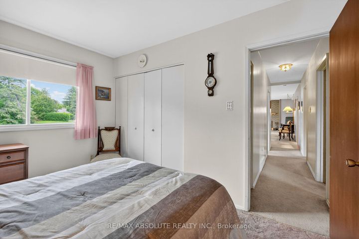 Photo 30 at 59 Evergreen Drive, Nepean (Lynwood Village), Ottawa