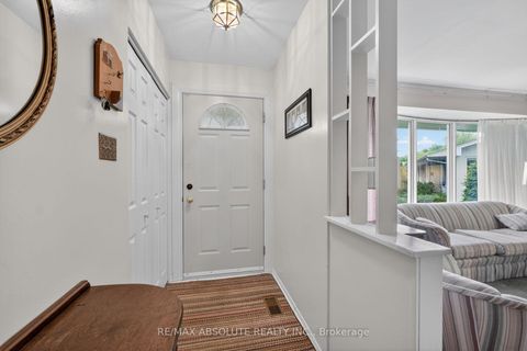 Photo 3 at 59 Evergreen Drive, Nepean (Lynwood Village), Ottawa