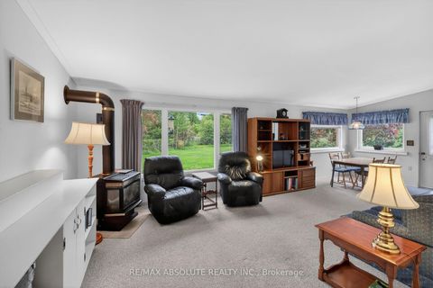 Photo 13 at 59 Evergreen Drive, Nepean (Lynwood Village), Ottawa
