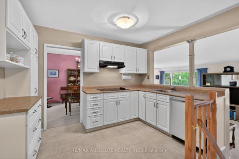 Photo 18 at 59 Evergreen Drive, Nepean (Lynwood Village), Ottawa