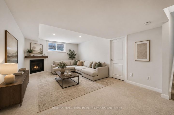 Photo 23 at 562 Clemency Crescent, Nepean (Heritage Park), Ottawa