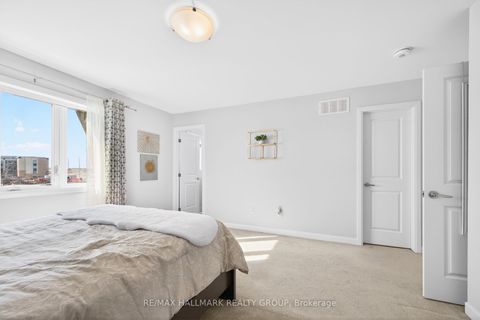 Photo 14 at 562 Clemency Crescent, Nepean (Heritage Park), Ottawa