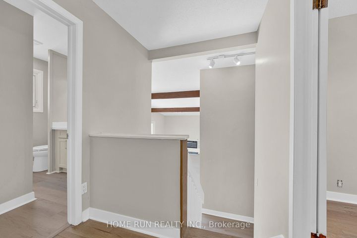 Photo 33 at 1259 Meadowlands Drive E, Nepean (City View/Skyline/Fisher Heights/Parkwood Hills), Ottawa