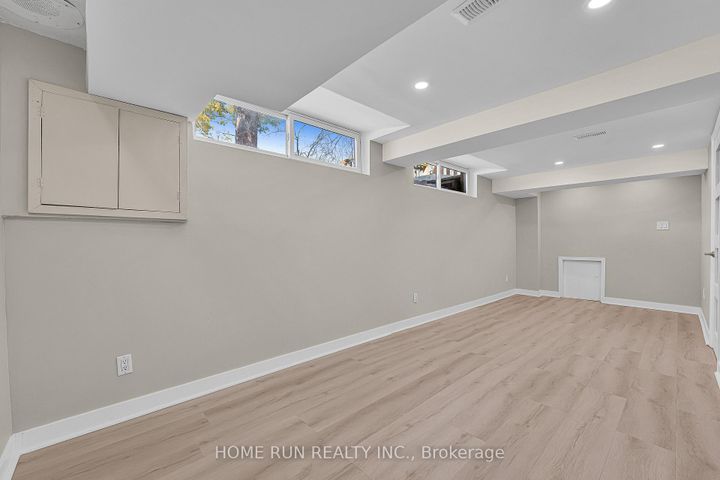 Photo 38 at 1259 Meadowlands Drive E, Nepean (City View/Skyline/Fisher Heights/Parkwood Hills), Ottawa