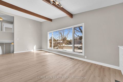 Photo 13 at 1259 Meadowlands Drive E, Nepean (City View/Skyline/Fisher Heights/Parkwood Hills), Ottawa