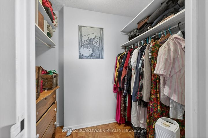 Photo 18 at 308 - 1356 Meadowlands Drive E, Nepean (Borden Farm/Stewart Farm/Carleton Heights/Parkwood Hills), Ottawa