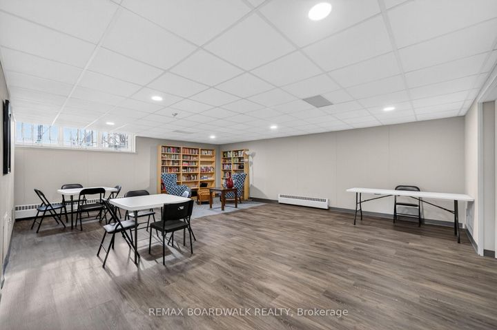 Photo 24 at 308 - 1356 Meadowlands Drive E, Nepean (Borden Farm/Stewart Farm/Carleton Heights/Parkwood Hills), Ottawa
