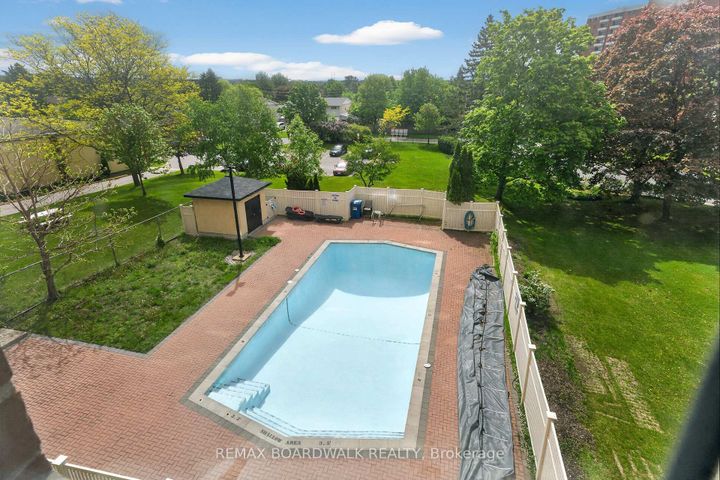 Photo 27 at 308 - 1356 Meadowlands Drive E, Nepean (Borden Farm/Stewart Farm/Carleton Heights/Parkwood Hills), Ottawa