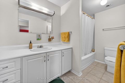 Photo 21 at 308 - 1356 Meadowlands Drive E, Nepean (Borden Farm/Stewart Farm/Carleton Heights/Parkwood Hills), Ottawa