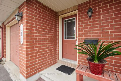 Photo 2 at 121 Sorento Street, Nepean (Strandherd), Ottawa