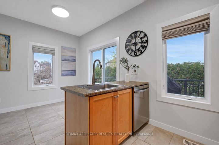 Photo 20 at 78 Songbird Private, Nepean (Westcliffe Estates), Ottawa