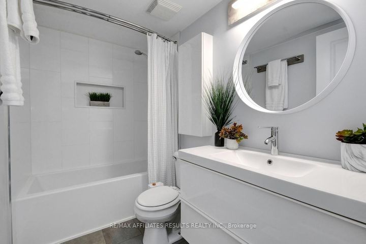 Photo 32 at 78 Songbird Private, Nepean (Westcliffe Estates), Ottawa