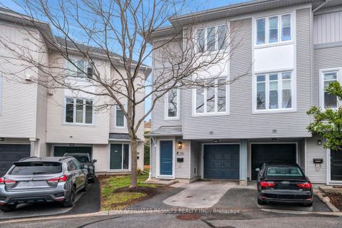 Photo 1 at 78 Songbird Private, Nepean (Westcliffe Estates), Ottawa