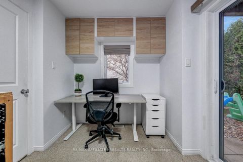Photo 6 at 78 Songbird Private, Nepean (Westcliffe Estates), Ottawa