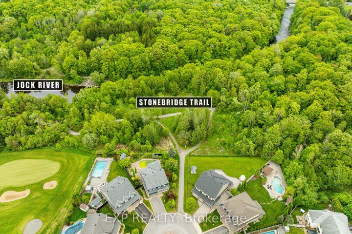 Photo 40 at 36 Oakbriar Crescent, Nepean (Stonebridge), Ottawa