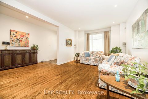 Photo 6 at 36 Oakbriar Crescent, Nepean (Stonebridge), Ottawa