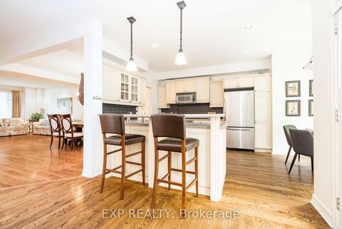 Photo 9 at 36 Oakbriar Crescent, Nepean (Stonebridge), Ottawa