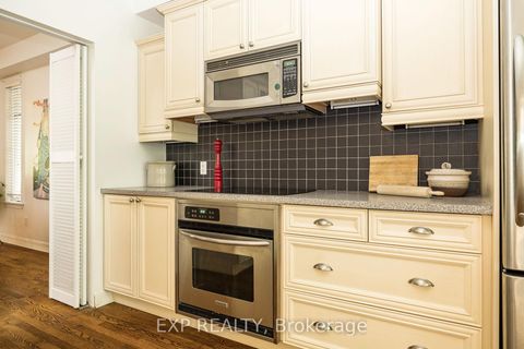 Photo 12 at 36 Oakbriar Crescent, Nepean (Stonebridge), Ottawa