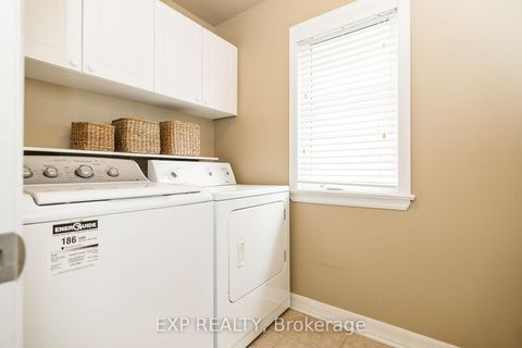 Photo 28 at 36 Oakbriar Crescent, Nepean (Stonebridge), Ottawa
