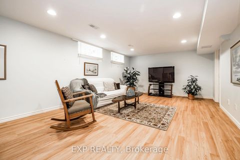Photo 29 at 36 Oakbriar Crescent, Nepean (Stonebridge), Ottawa