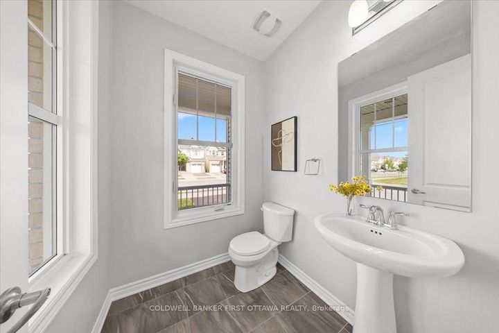 Photo 17 at 619 DUNDONALD Drive, Nepean (Half Moon Bay), Ottawa