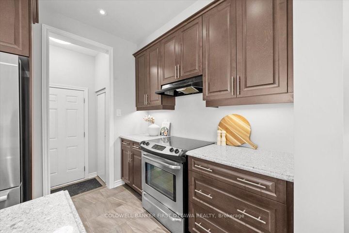 Photo 29 at 619 DUNDONALD Drive, Nepean (Half Moon Bay), Ottawa