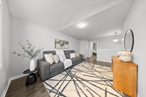 Photo 4 at 619 DUNDONALD Drive, Nepean (Half Moon Bay), Ottawa