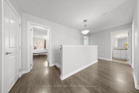 Photo 10 at 619 DUNDONALD Drive, Nepean (Half Moon Bay), Ottawa
