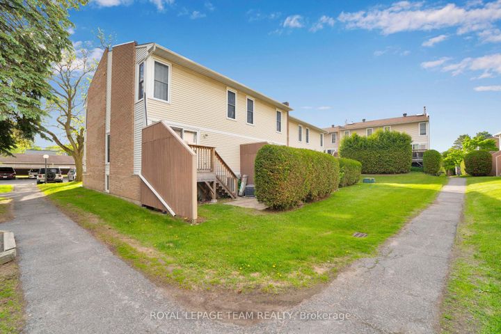 Photo 33 at 20 - 282 Dalehurst Drive, Nepean (Tanglewood), Ottawa
