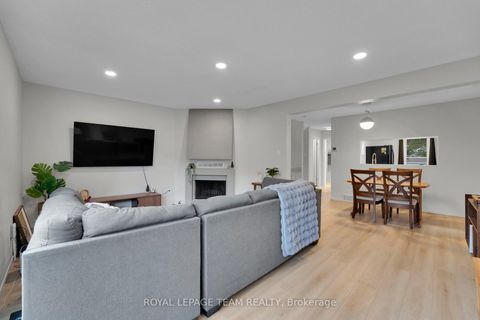 Photo 12 at 20 - 282 Dalehurst Drive, Nepean (Tanglewood), Ottawa