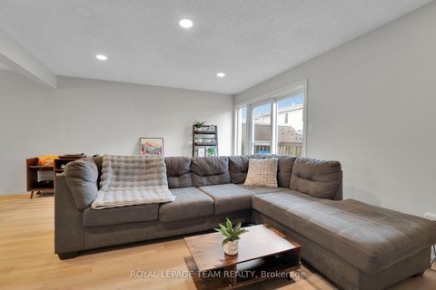 Photo 14 at 20 - 282 Dalehurst Drive, Nepean (Tanglewood), Ottawa