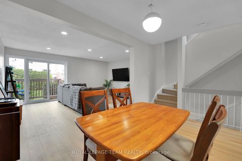 Photo 16 at 20 - 282 Dalehurst Drive, Nepean (Tanglewood), Ottawa