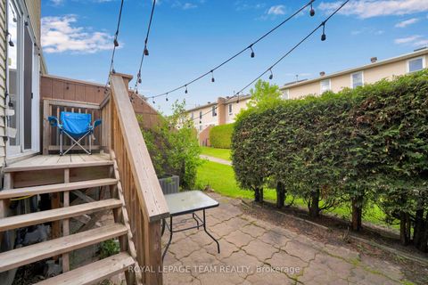 Photo 30 at 20 - 282 Dalehurst Drive, Nepean (Tanglewood), Ottawa