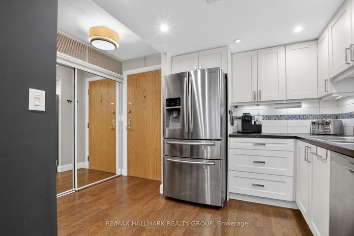 Photo 7 at 205 - 3099 Carling Avenue, Nepean (Bayshore), Ottawa