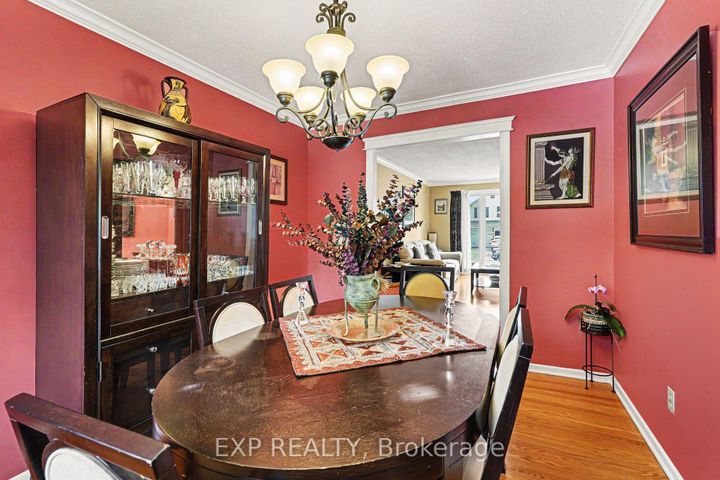 Photo 11 at 47 Langholm Crescent, Nepean (Pheasant Run), Ottawa