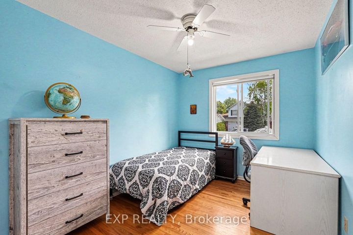 Photo 23 at 47 Langholm Crescent, Nepean (Pheasant Run), Ottawa
