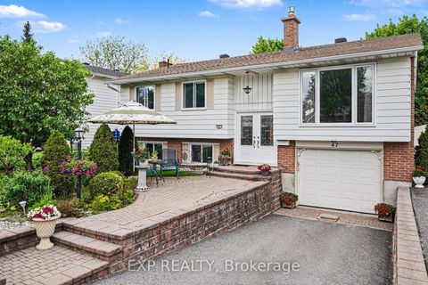 Photo 2 at 47 Langholm Crescent, Nepean (Pheasant Run), Ottawa