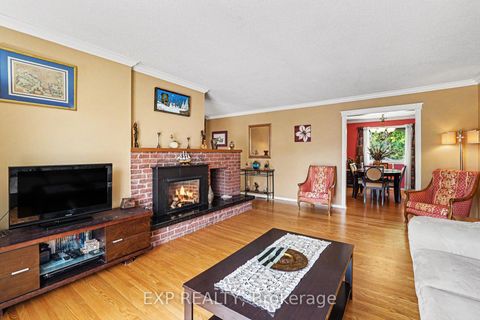 Photo 8 at 47 Langholm Crescent, Nepean (Pheasant Run), Ottawa