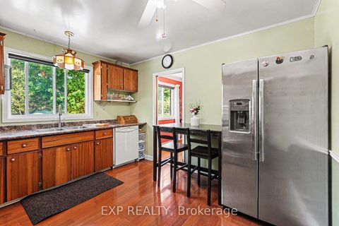 Photo 12 at 47 Langholm Crescent, Nepean (Pheasant Run), Ottawa