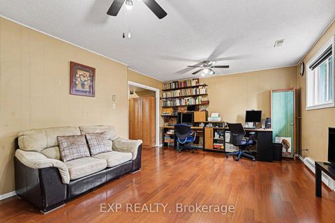 Photo 17 at 47 Langholm Crescent, Nepean (Pheasant Run), Ottawa