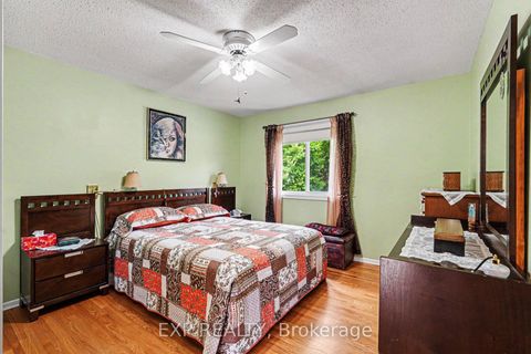 Photo 20 at 47 Langholm Crescent, Nepean (Pheasant Run), Ottawa