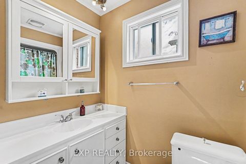 Photo 25 at 47 Langholm Crescent, Nepean (Pheasant Run), Ottawa