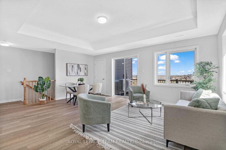 Photo 7 at 416 Parnian Private, Nepean (Half Moon Bay), Ottawa