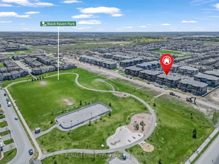 Photo 21 at 416 Parnian Private, Nepean (Half Moon Bay), Ottawa