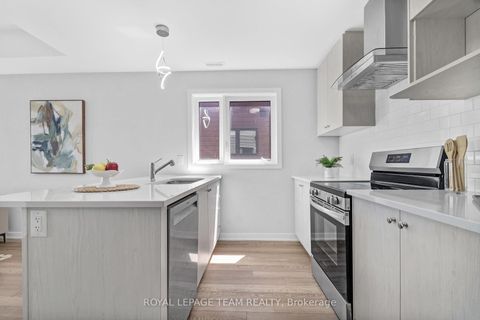 Photo 10 at 416 Parnian Private, Nepean (Half Moon Bay), Ottawa