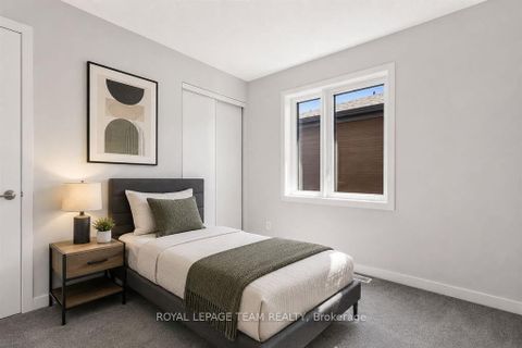 Photo 15 at 416 Parnian Private, Nepean (Half Moon Bay), Ottawa
