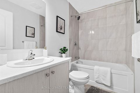Photo 16 at 416 Parnian Private, Nepean (Half Moon Bay), Ottawa