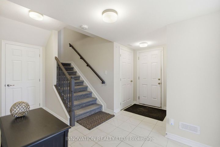 Photo 4 at 120 Kyanite Lane, Nepean (Heritage Park), Ottawa
