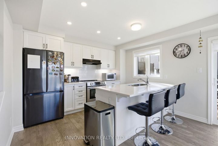 Photo 12 at 120 Kyanite Lane, Nepean (Heritage Park), Ottawa