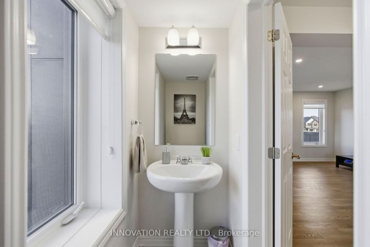 Photo 16 at 120 Kyanite Lane, Nepean (Heritage Park), Ottawa